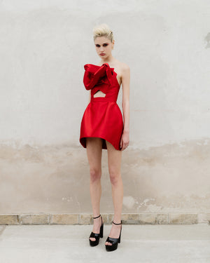 Statement short puff dress with a slit