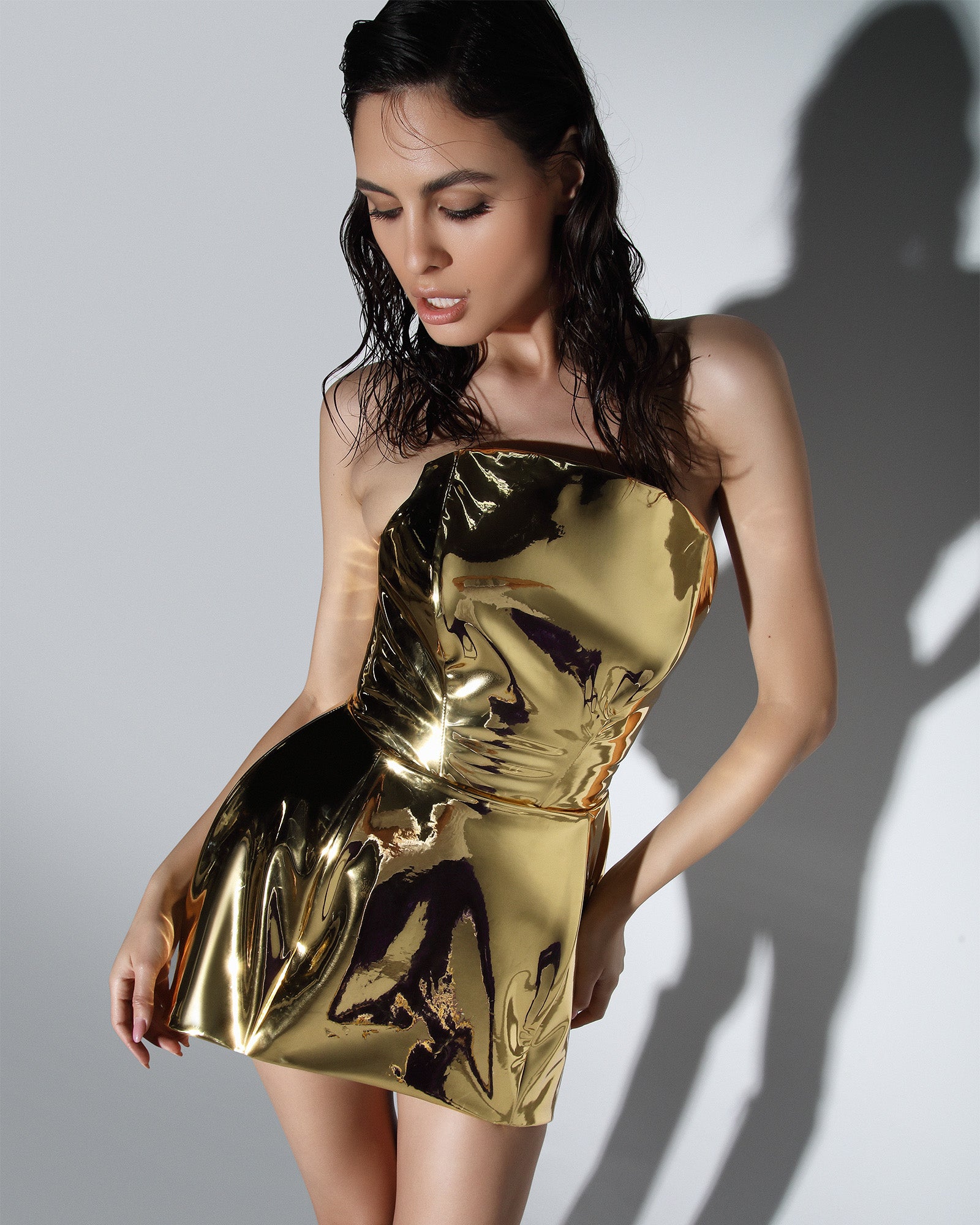 Mirror dress in gold