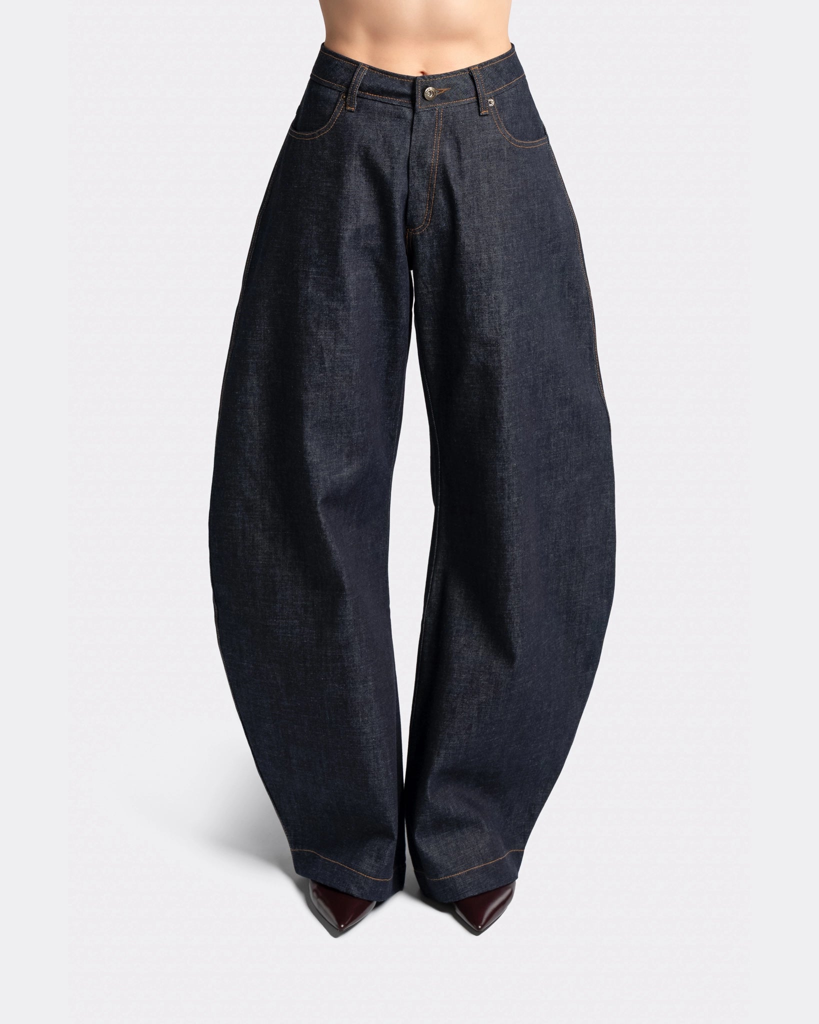 ROUND LEG / WIDE DENIM