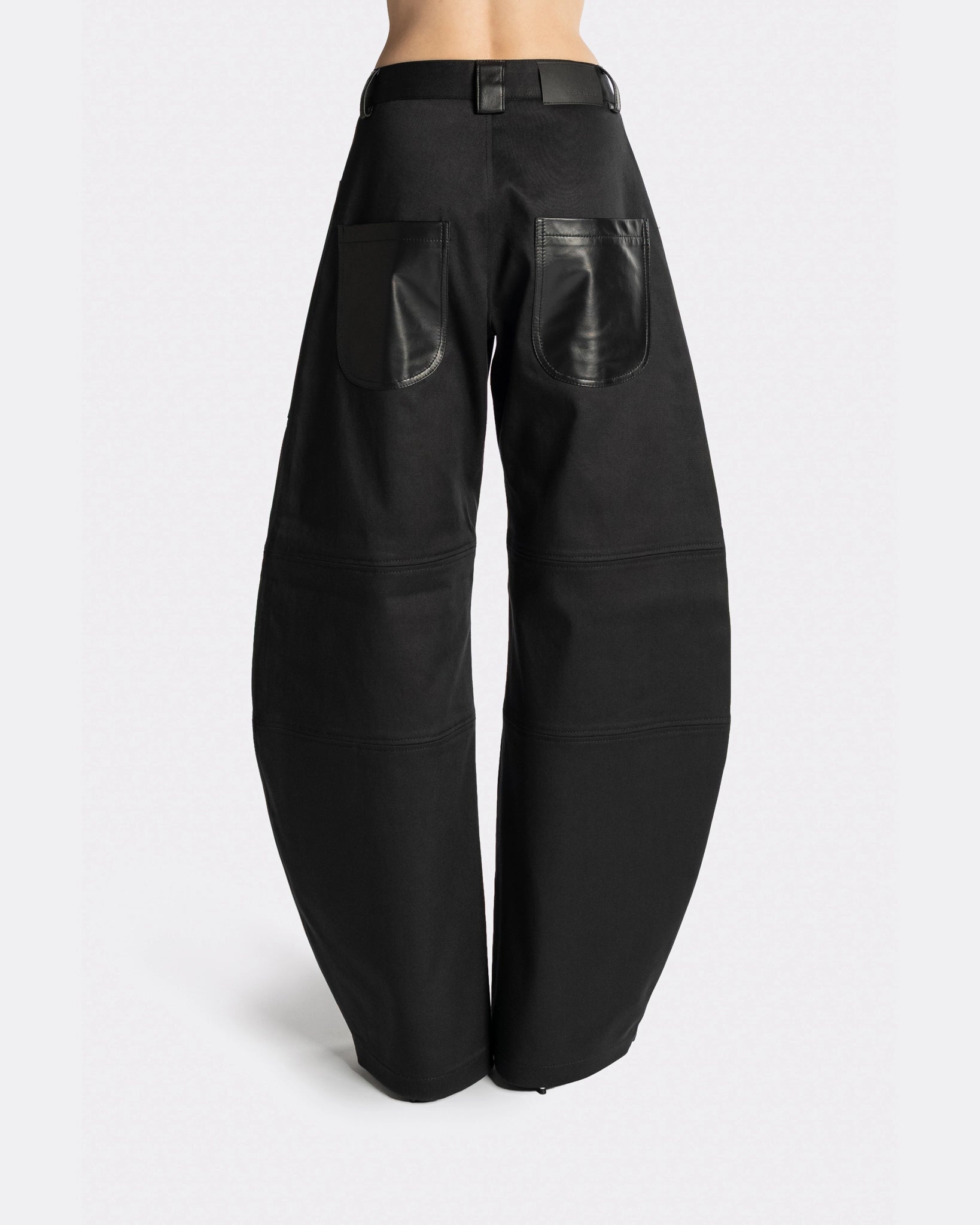 LEATHER ROUND LEG PANTS