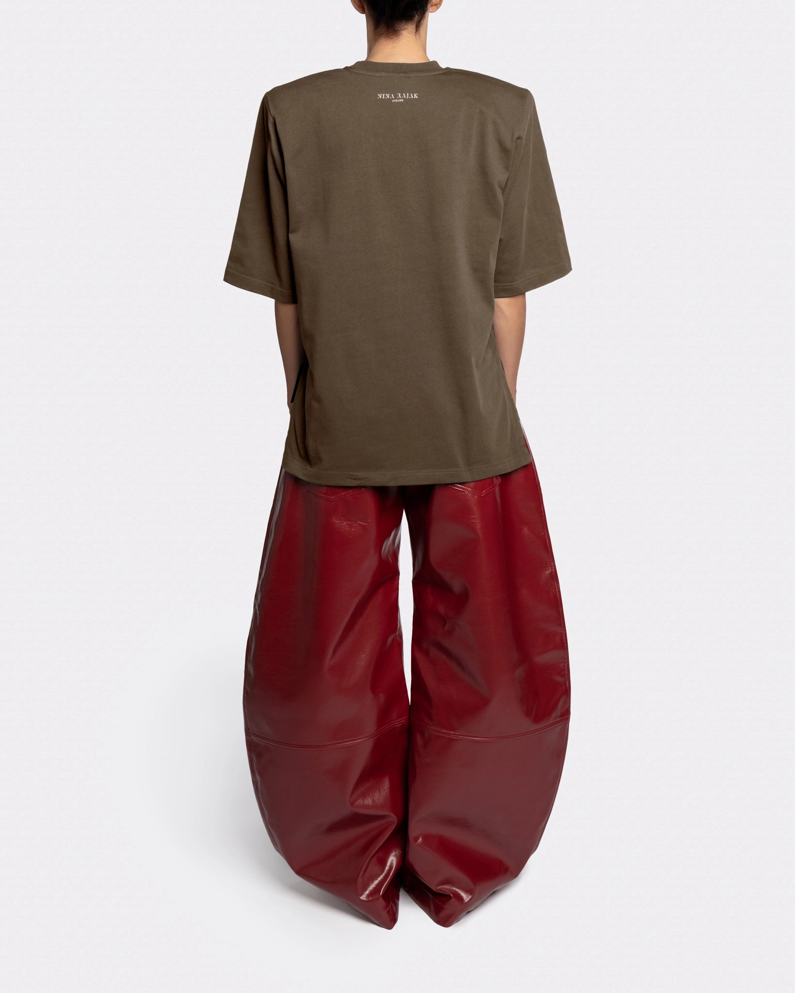 BASIC T-SHIRT
