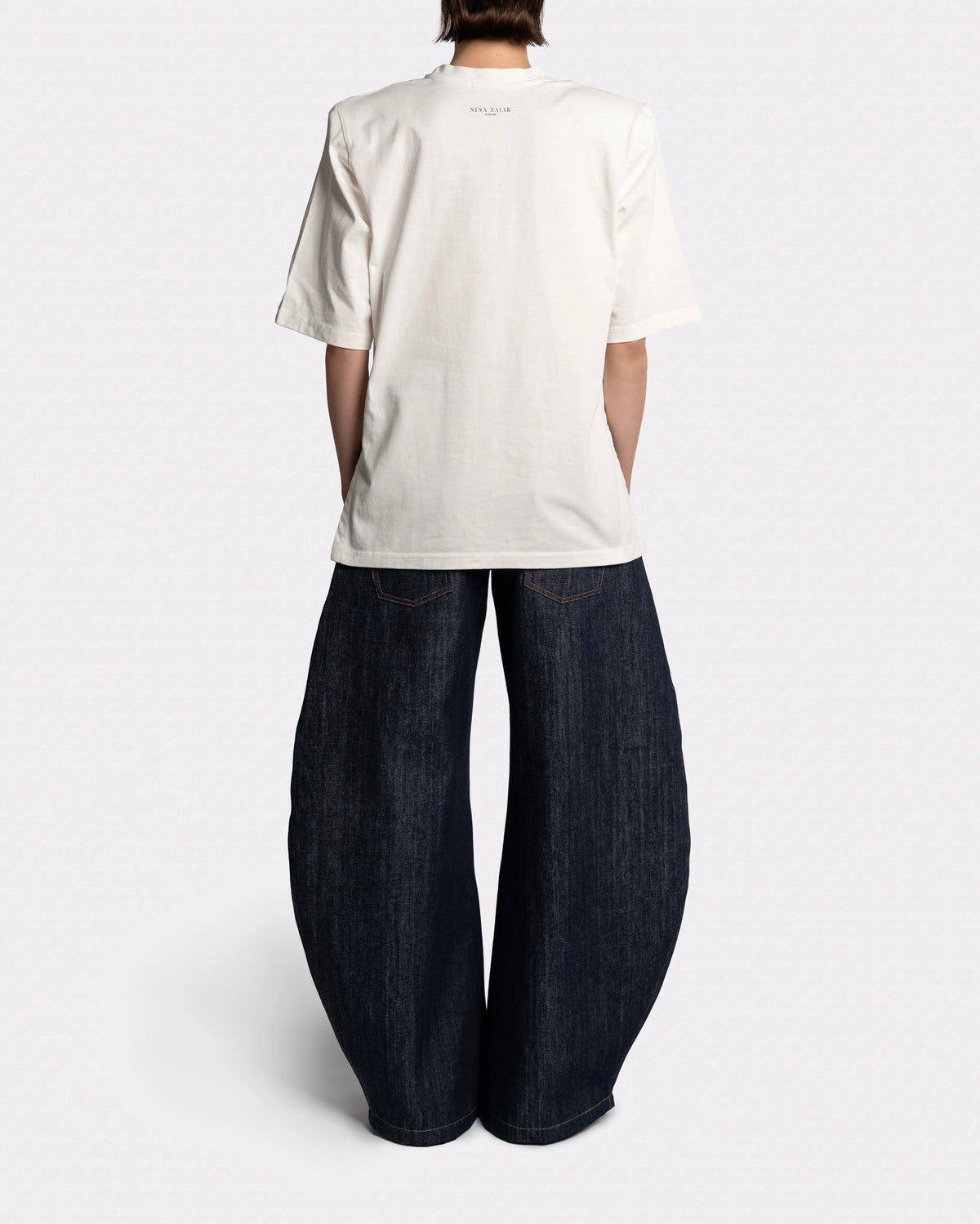 BASIC T-SHIRT