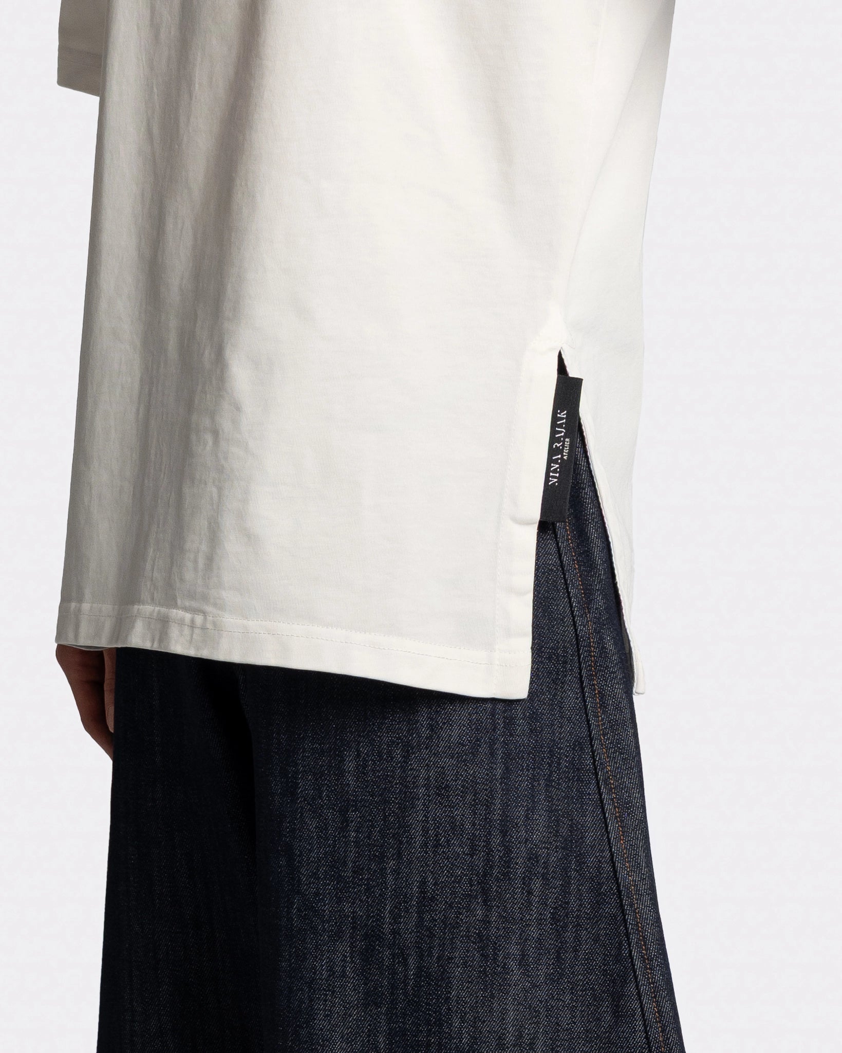 BASIC TEE WHITE