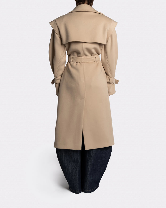 Attentive Coat