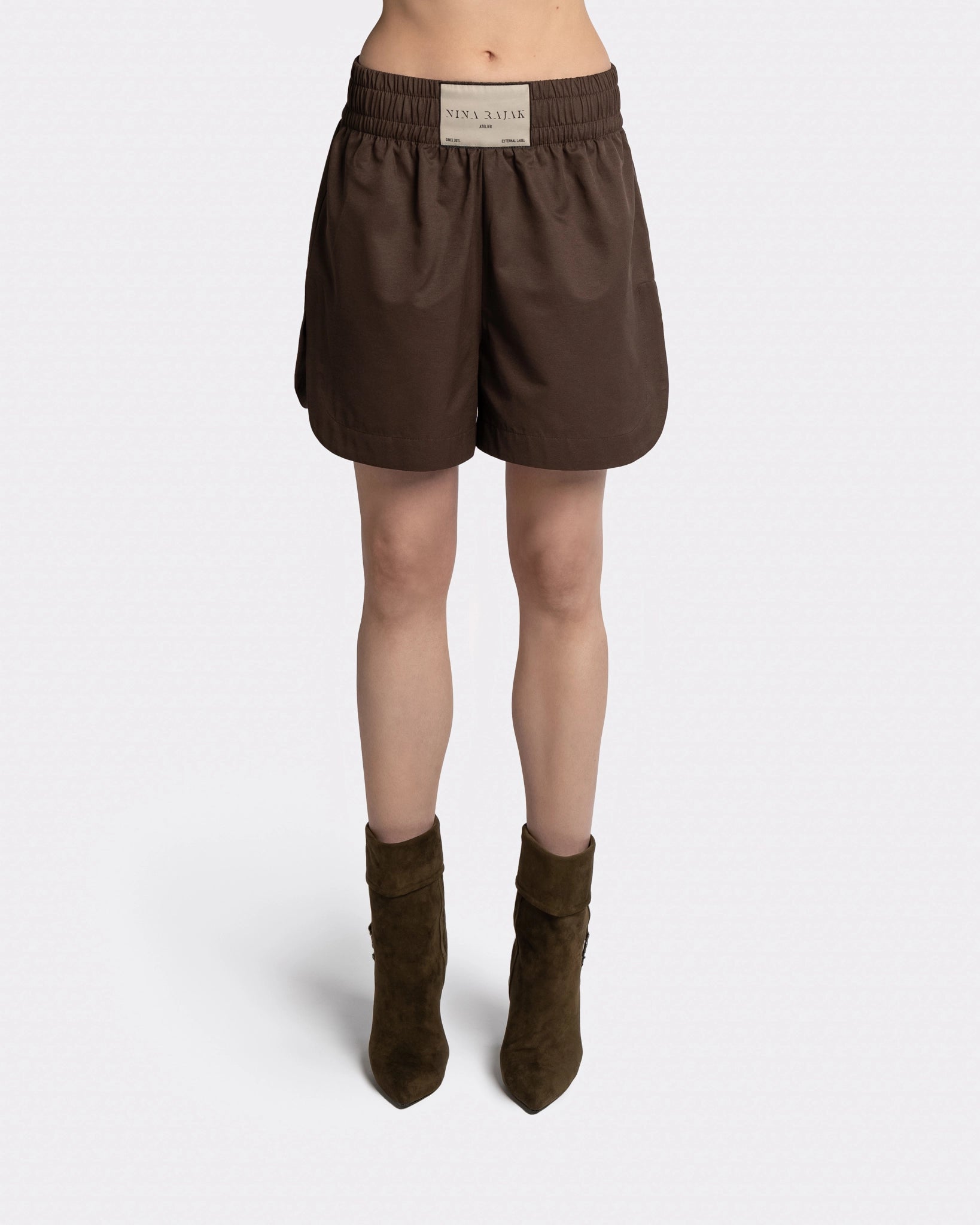 CHOCHOLATE SHORTS