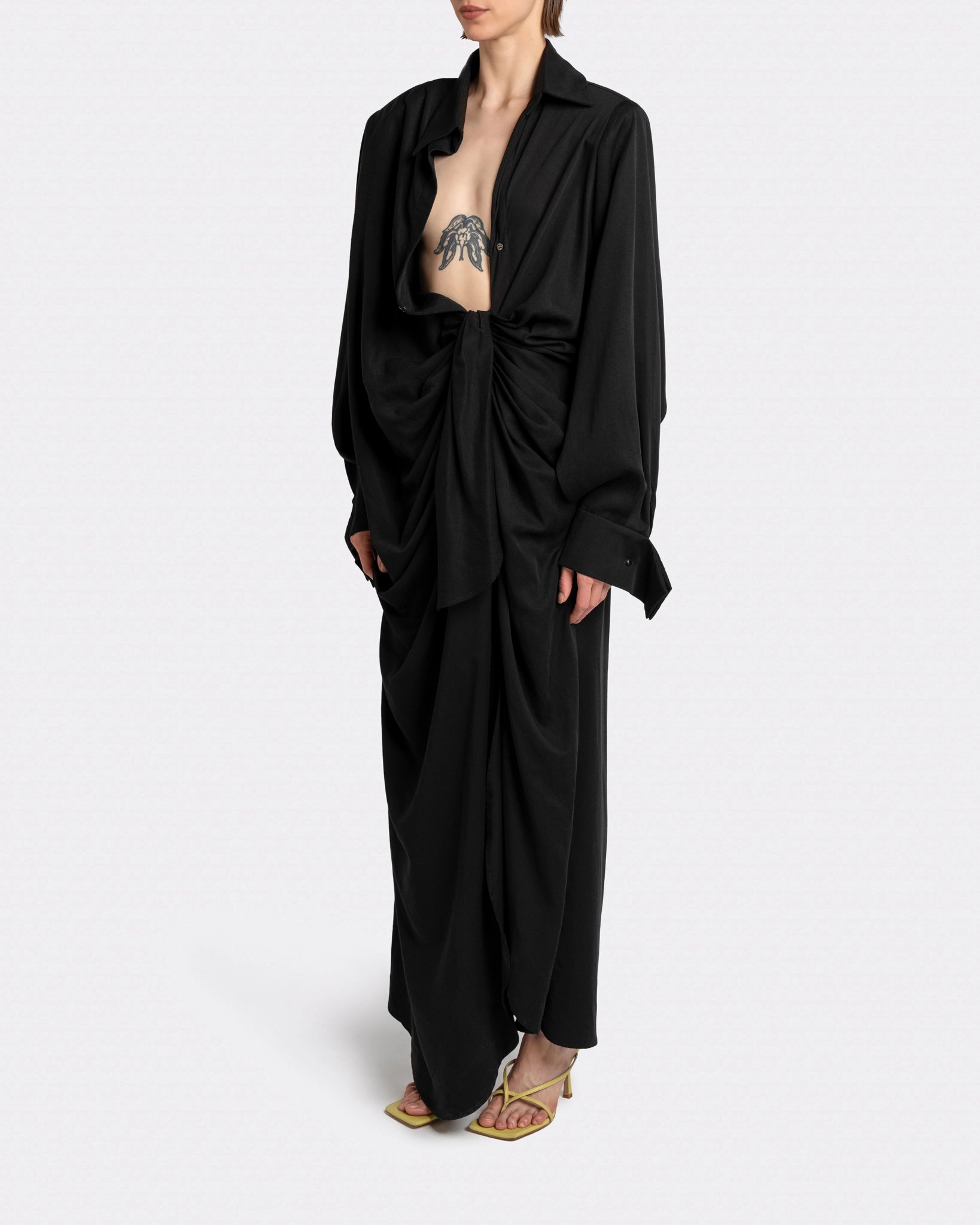 DRAPED BLACK