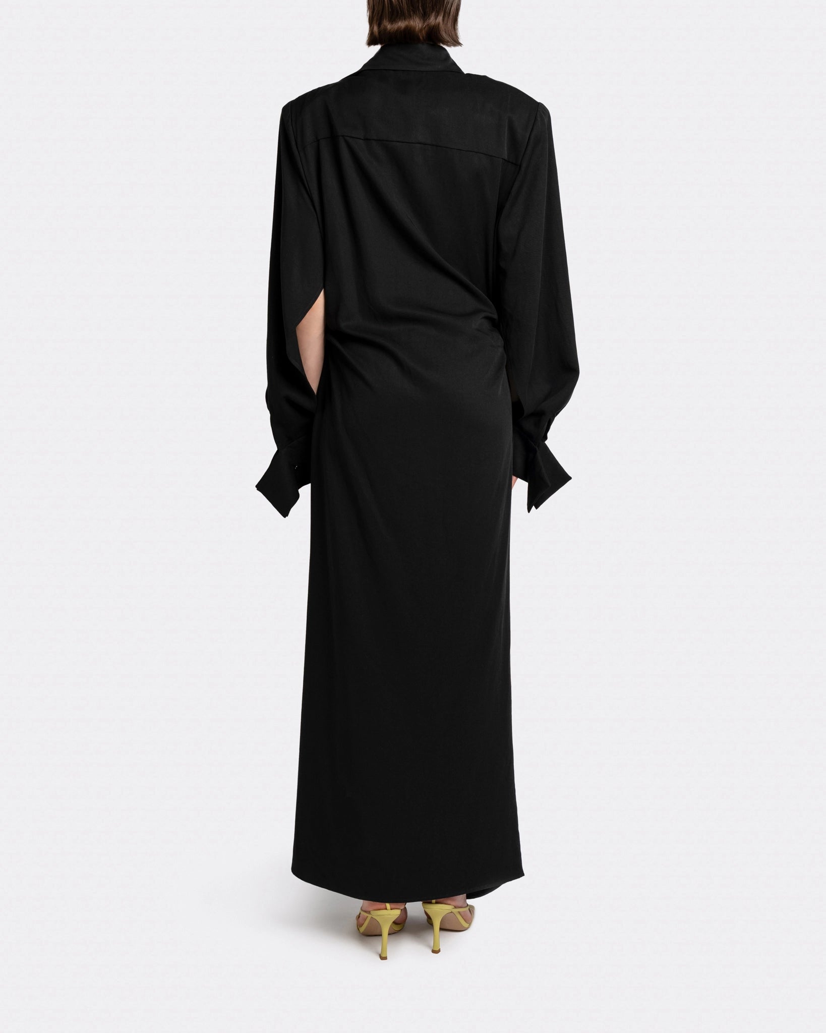 DRAPED BLACK