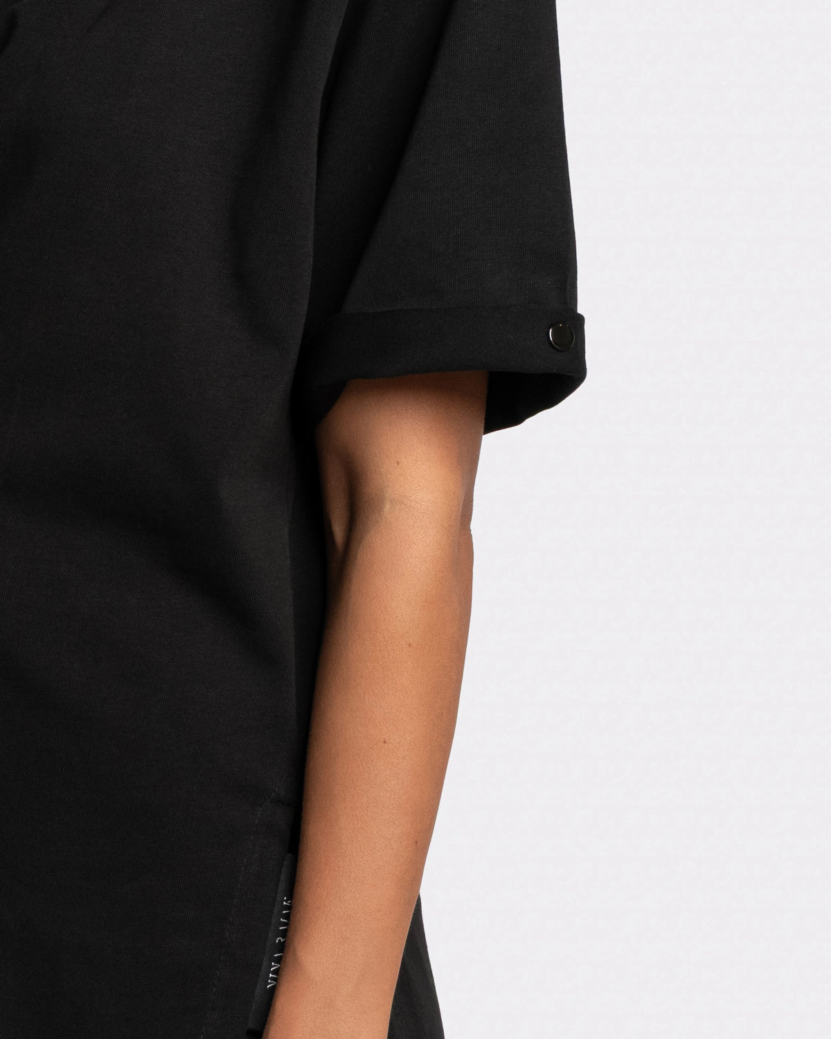 ASSYMETRIC T-SHIRT