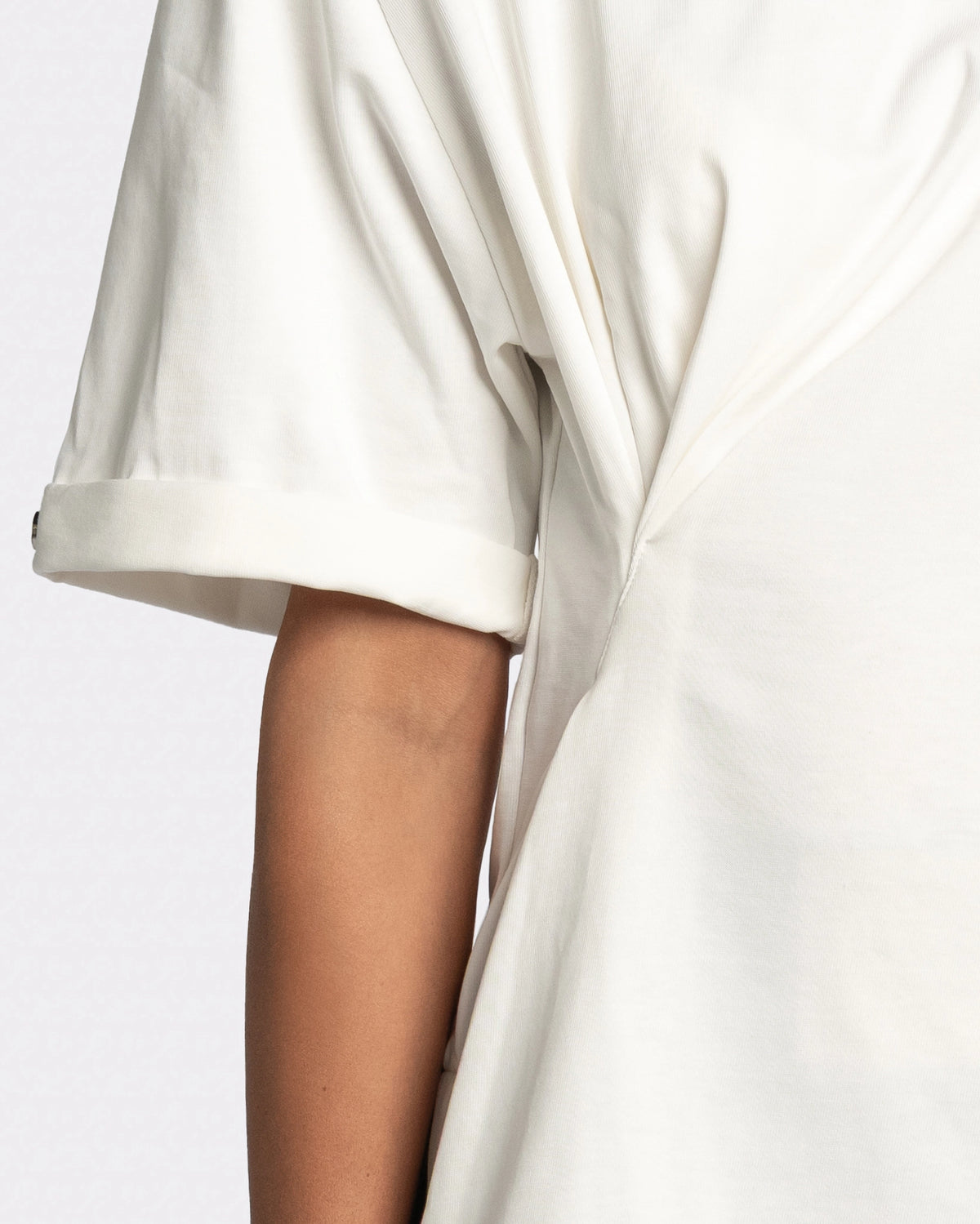 ASSYMETRIC T-SHIRT