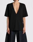 V-NECK BASIC T-SHIRT