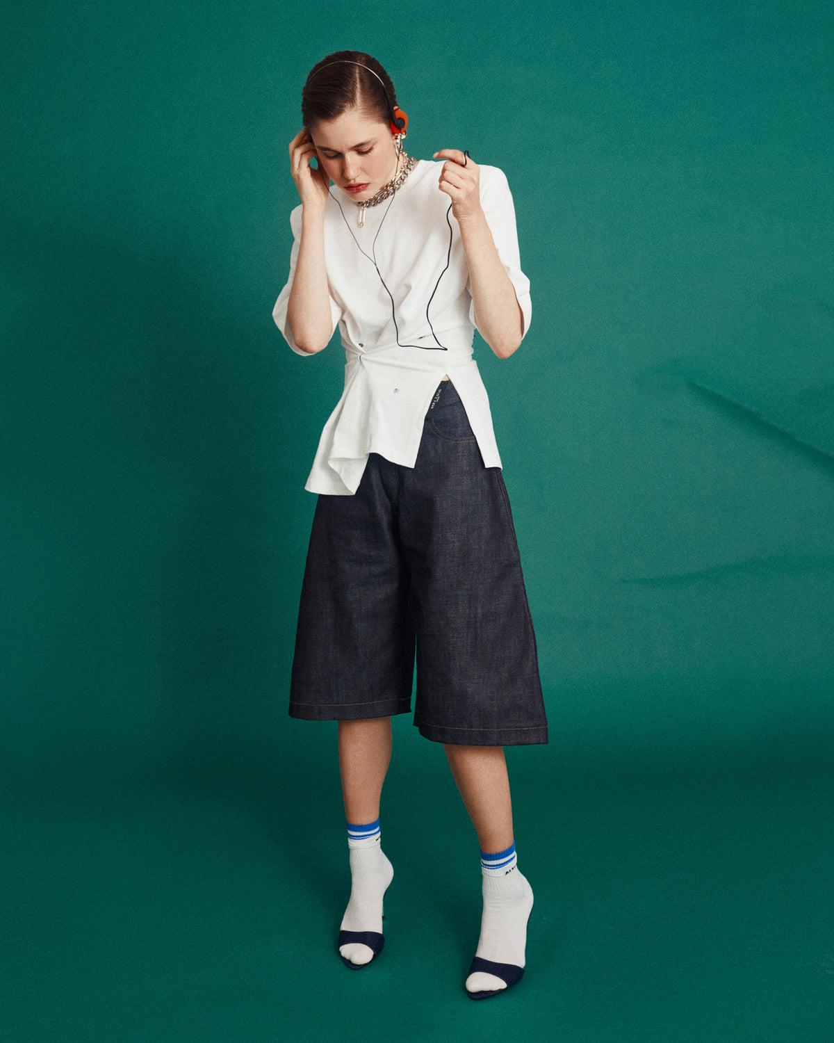 BUTTON-UP T-SHIRT