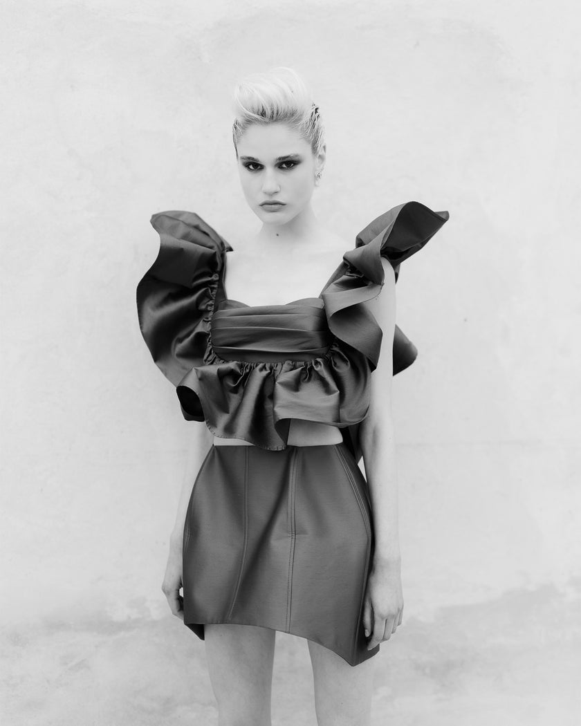 Statement two-piece blue set with a ruffle