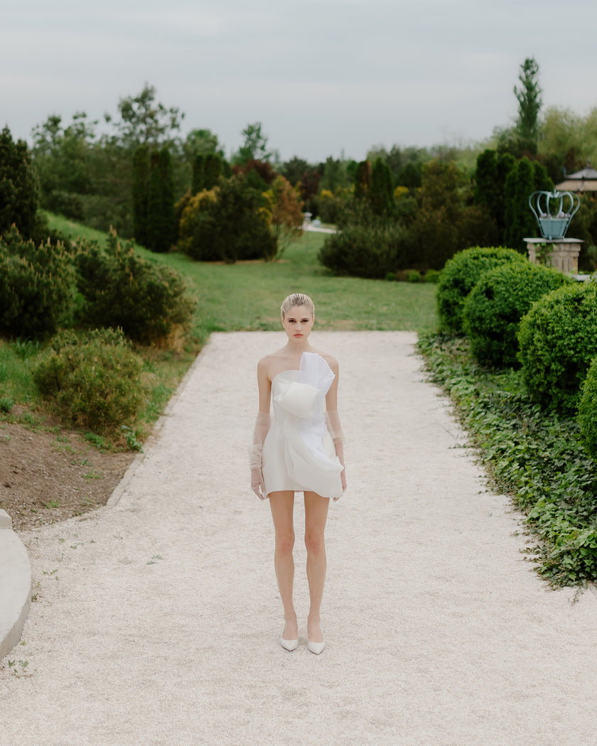 Statement short dress with detail