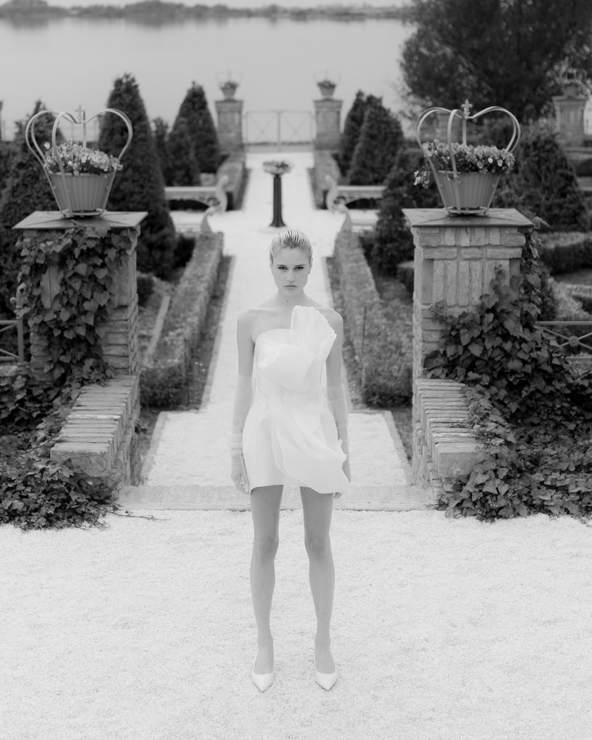 Statement short dress with detail