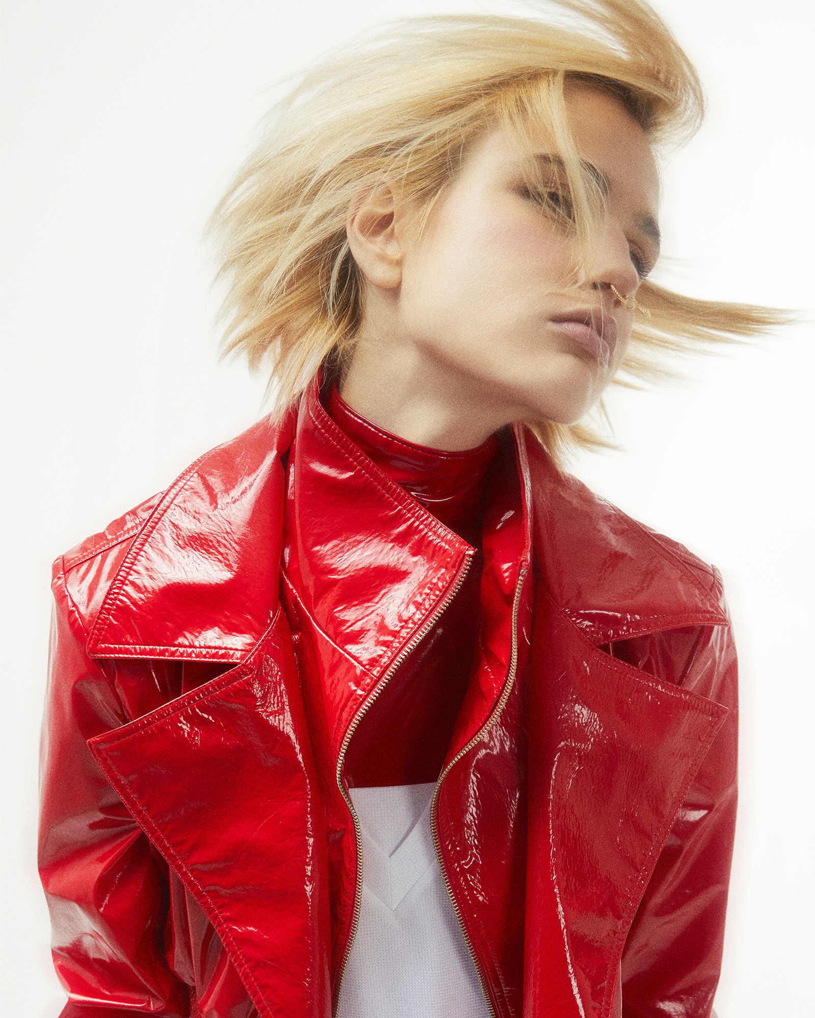 Croped latex jacket in red