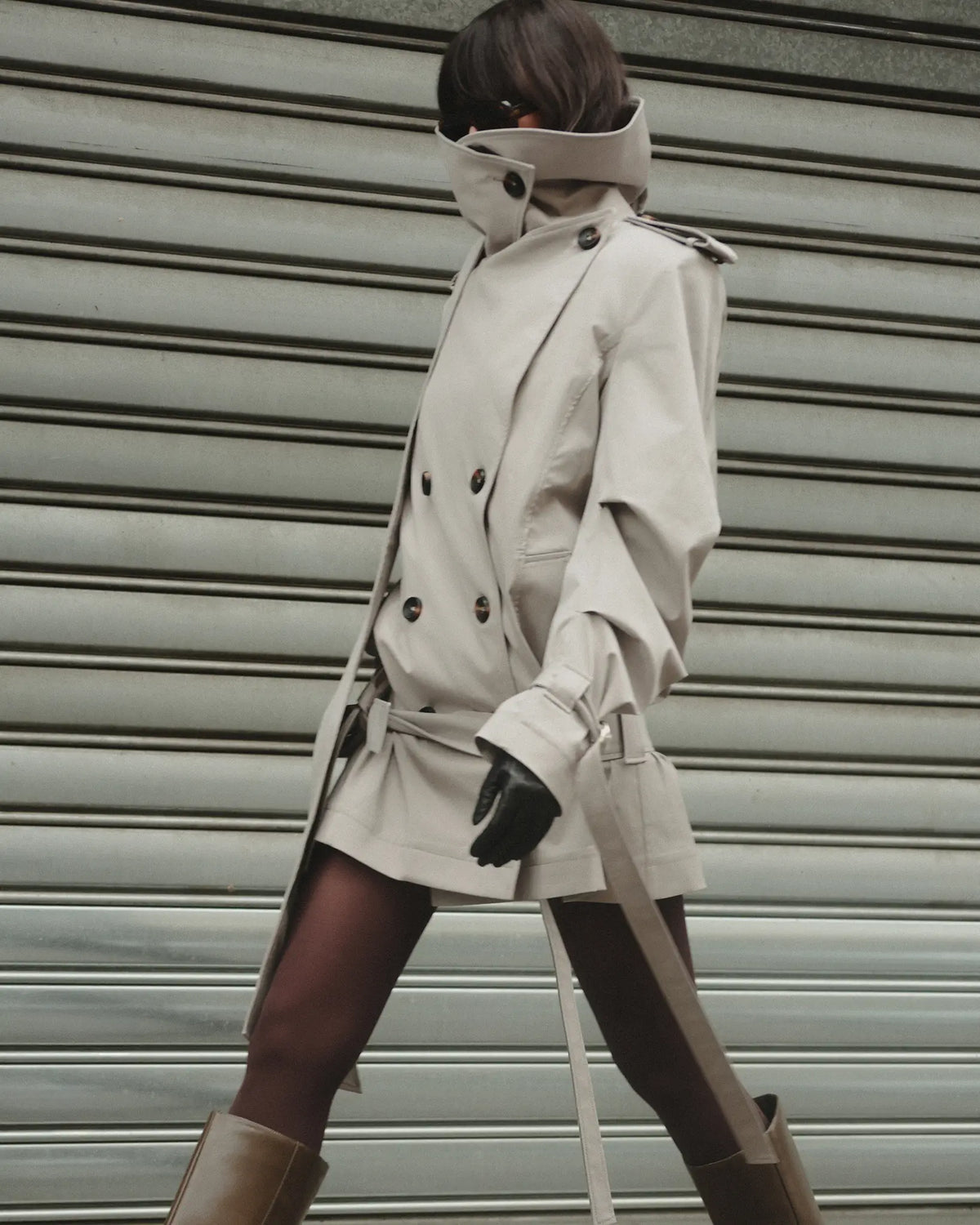 COLLAR TRENCH