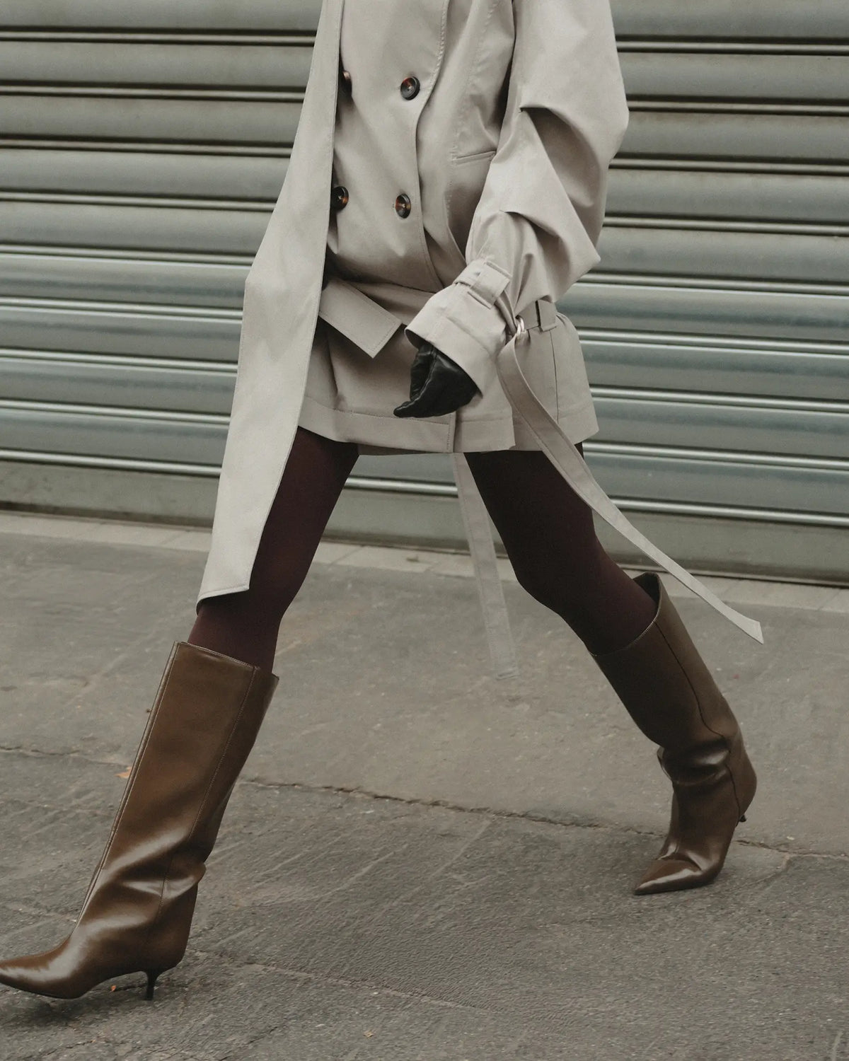 COLLAR TRENCH